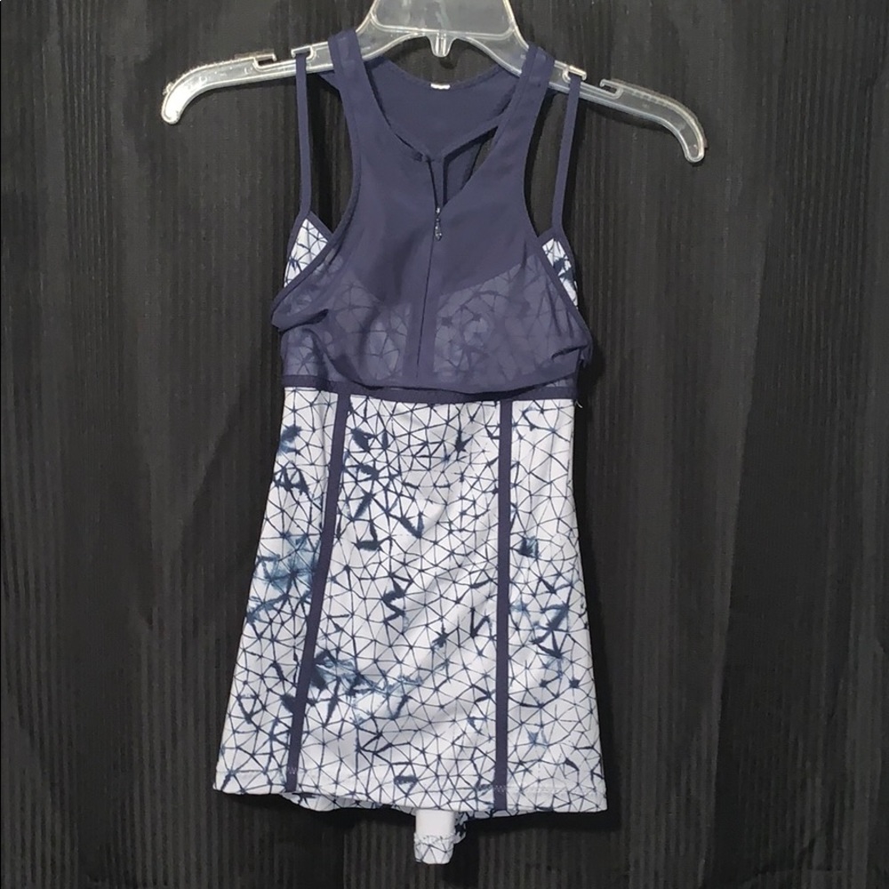 Lululemon workout tank